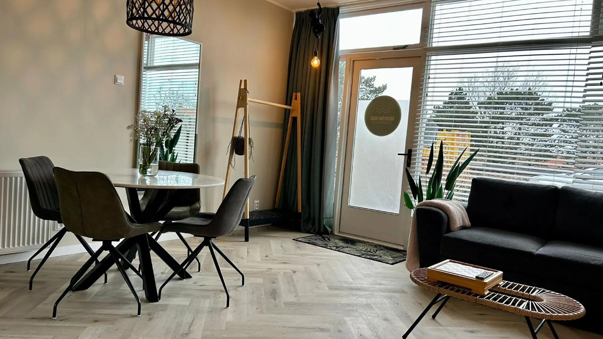 Amsterdam Beach Apartment 34, Private Garden Zandvoort