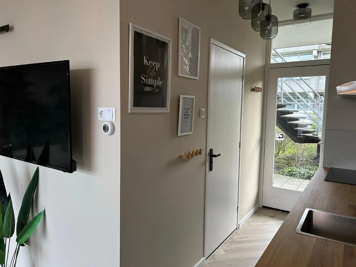 Amsterdam Beach Apartment 34, Private Garden Zandvoort